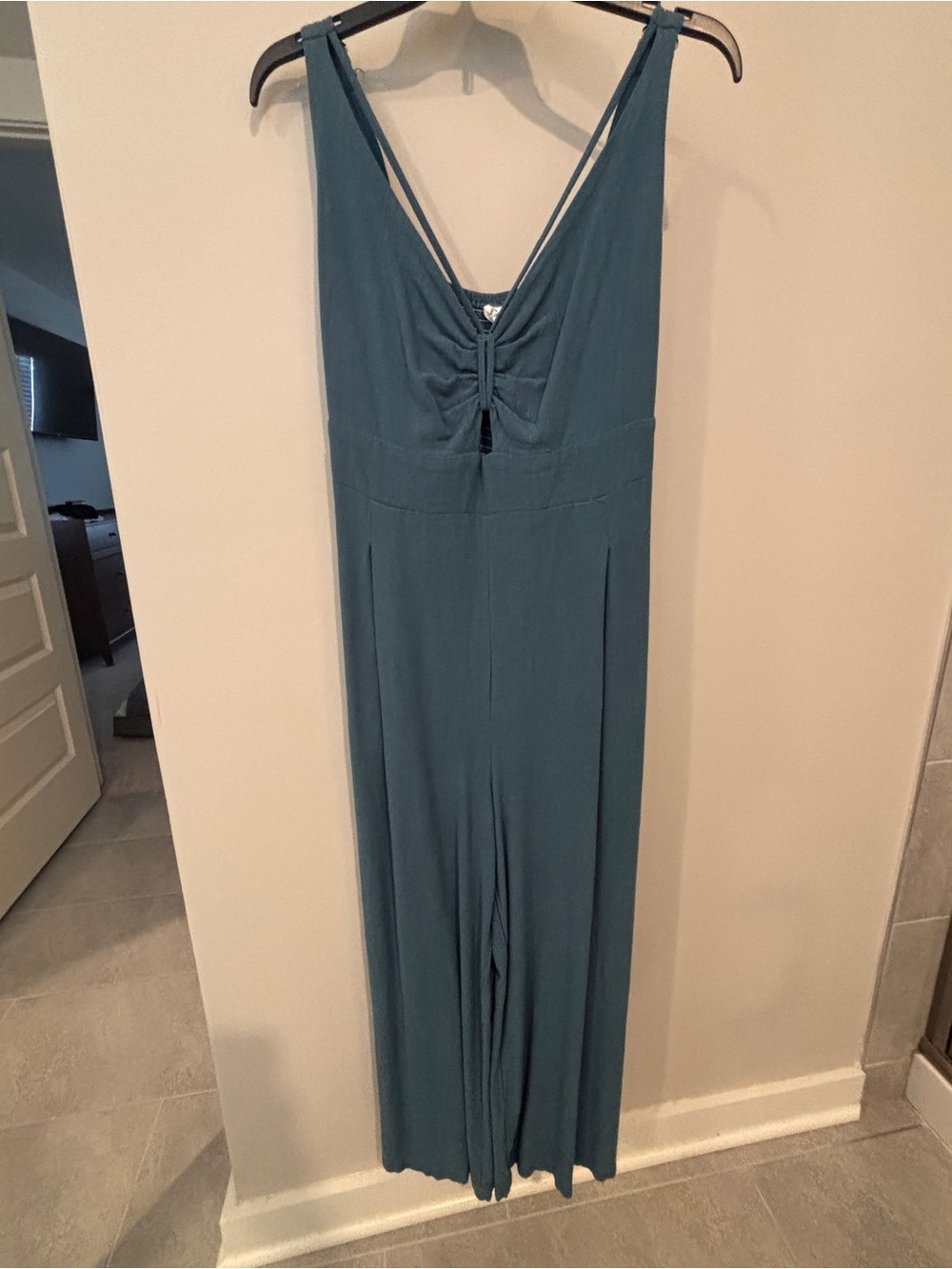 Teal Sleeveless V-Neck Jumpsuit